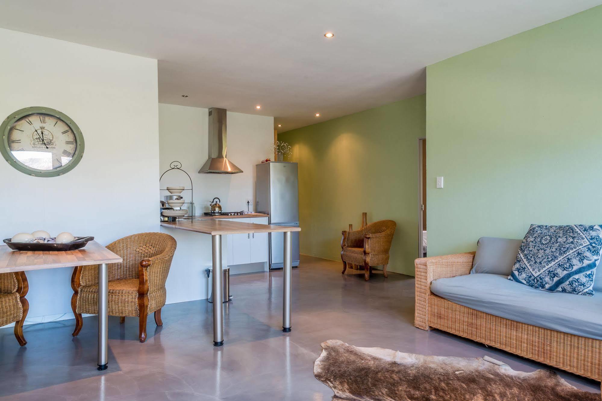 קייפטאון Colourful Manor Guesthouse מראה חיצוני תמונה
