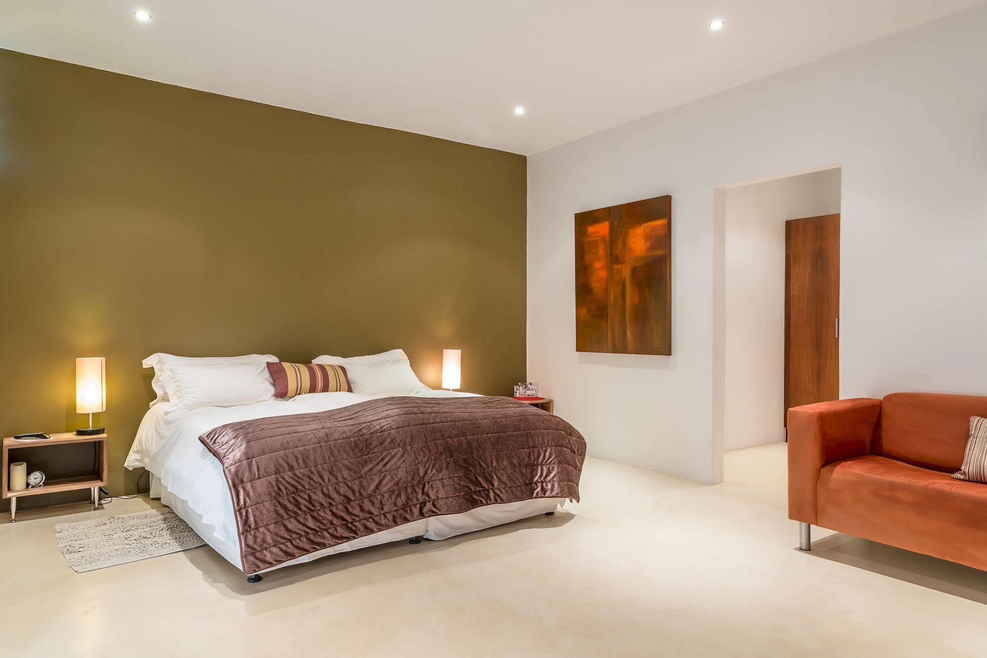 קייפטאון Colourful Manor Guesthouse מראה חיצוני תמונה